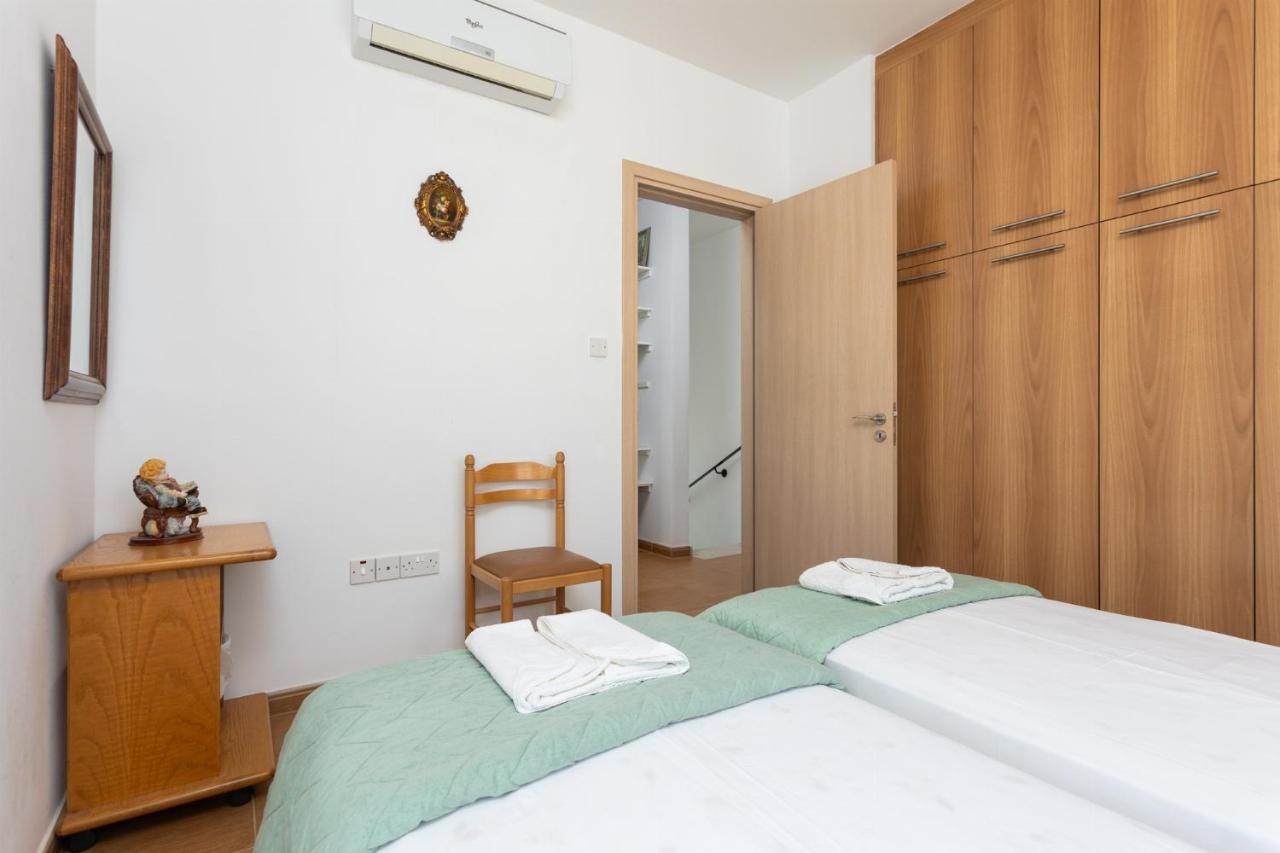 Villa Kalliopi Паралимни Екстериор снимка