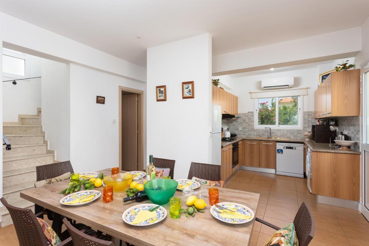 Villa Kalliopi Паралимни Екстериор снимка